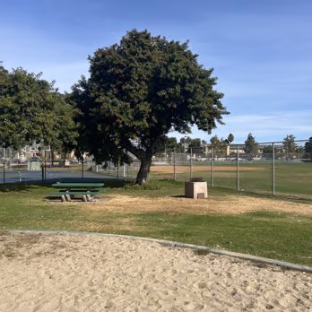 Clay Neighborhood Park photo 2